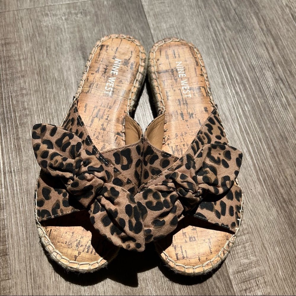 NWOT NINE WEST CHEETAH SANDALS